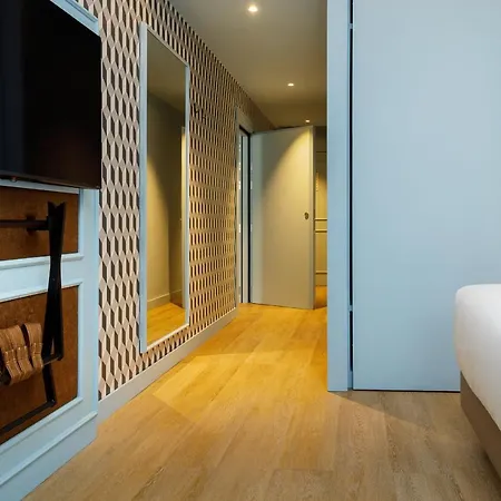 Mercure Centro Aliados 4*